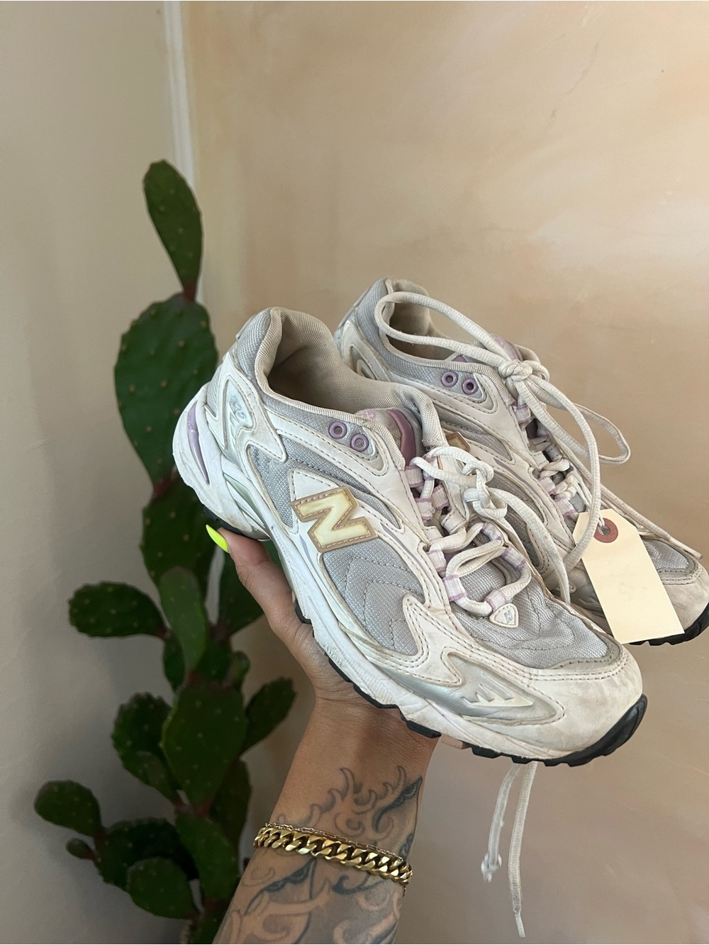Y2K 2000s vintage New Balance 725 Women's White/Purple Athletic Sneakers